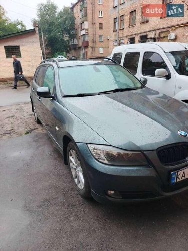 BMW 3 Series 2010