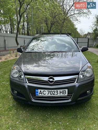 Opel Astra 2010