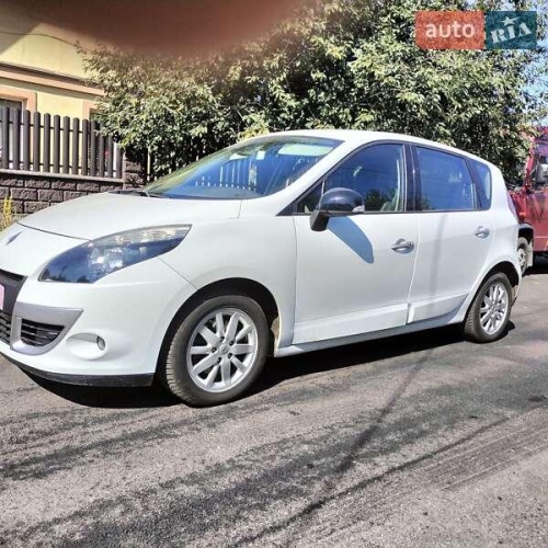 Renault Scenic 2011