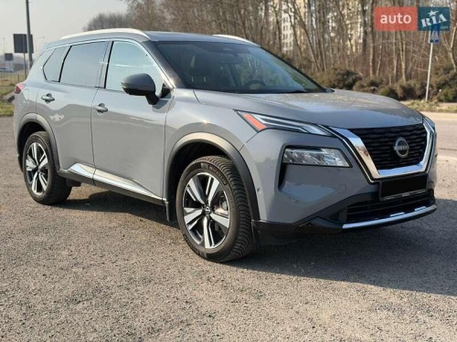 Nissan Rogue 2023