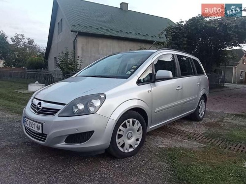 Opel Zafira 2012