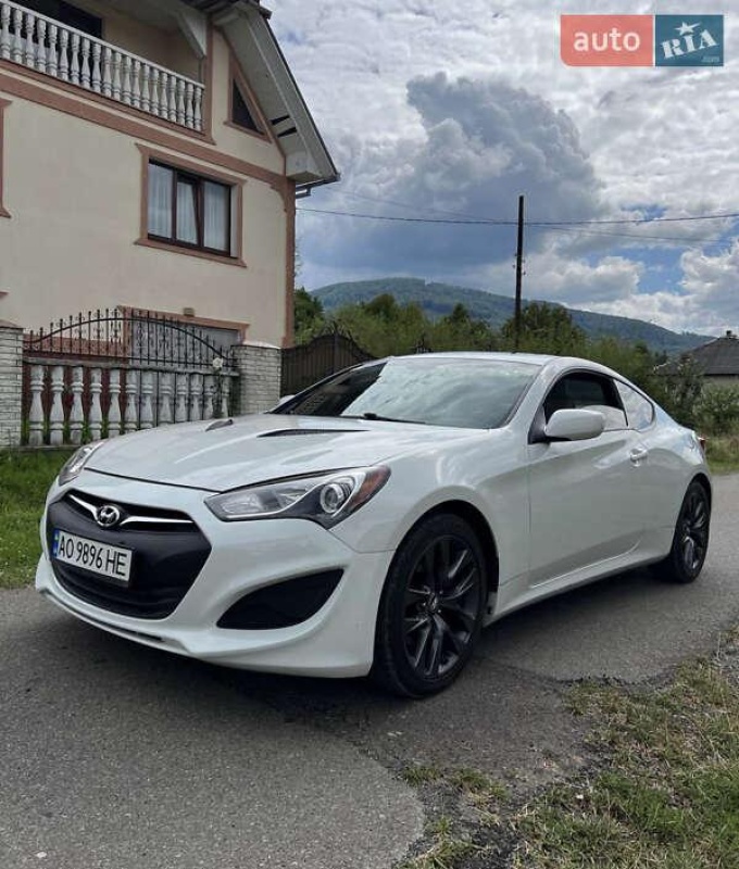 Hyundai Genesis Coupe 2013