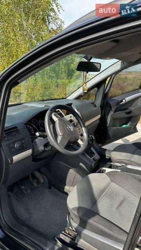 Opel Zafira 2008