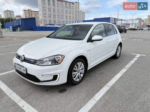 Volkswagen e-Golf 2015