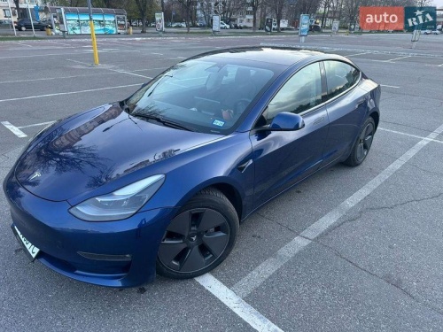 Tesla Model 3 2020