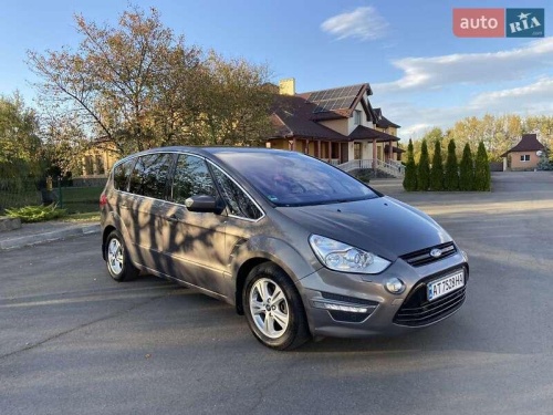 Ford S-Max 2012