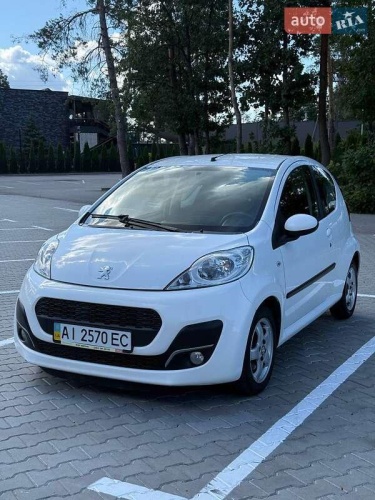 Peugeot 107 2012