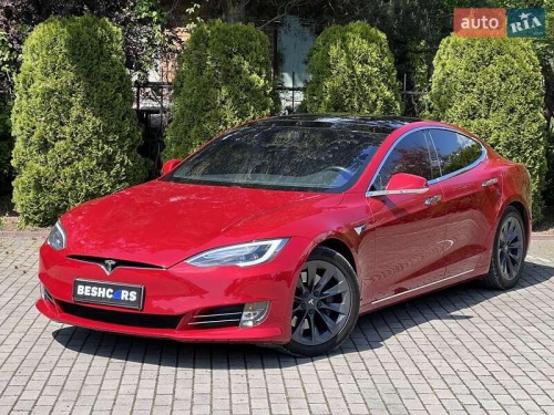 Tesla Model S 2017