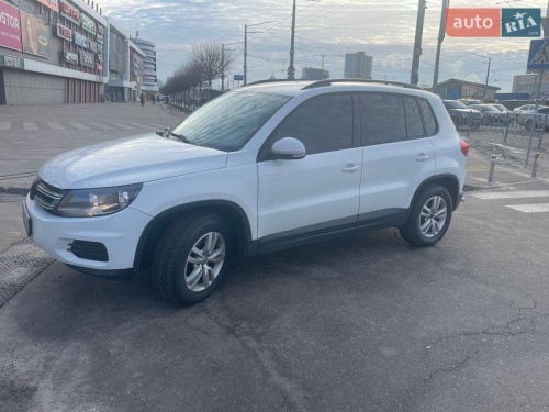Volkswagen Tiguan 2015