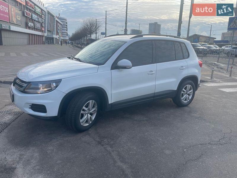 Volkswagen Tiguan 2015