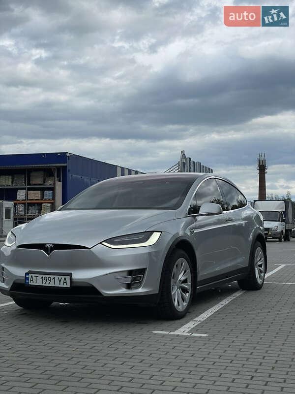 Tesla Model X 2018