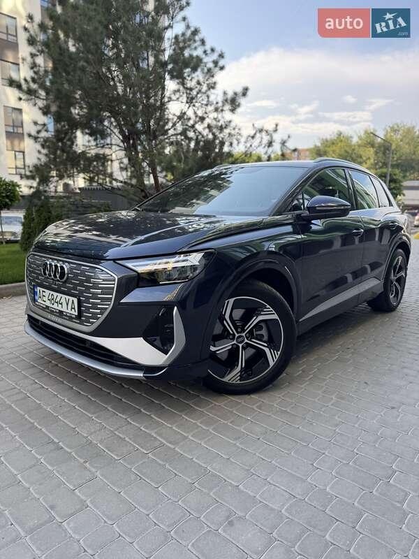 Audi Q4 e-tron 2023