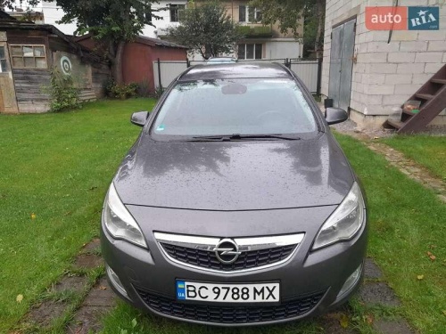 Opel Astra 2010