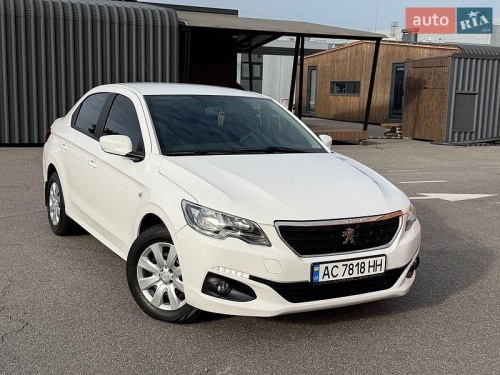 Peugeot 301 2021