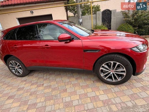 Jaguar F-Pace 2016