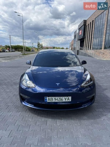 Tesla Model 3 2021