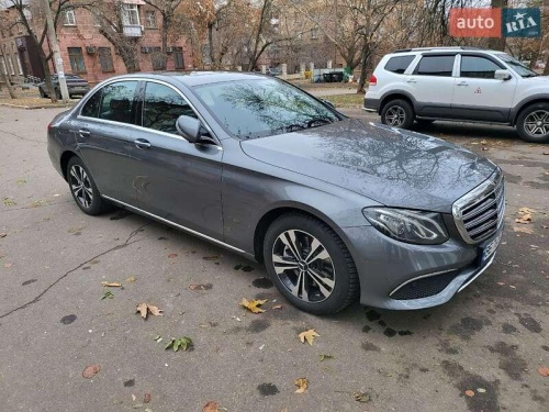 Mercedes-Benz E-Class 2017