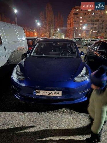Tesla Model 3 2018