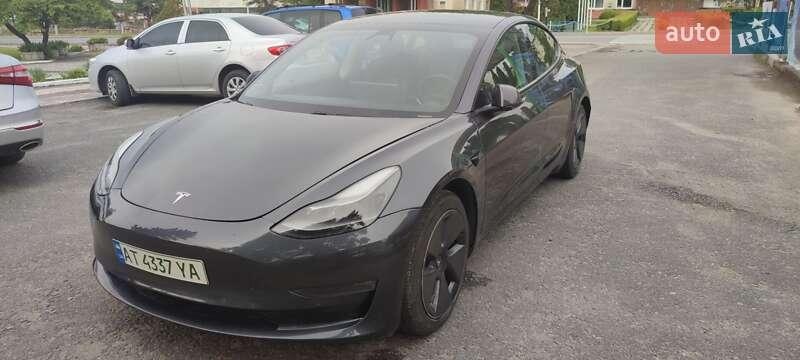 Tesla Model 3 2021
