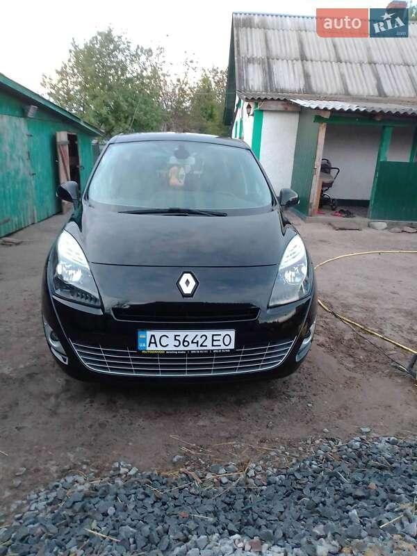 Renault Scenic 2011