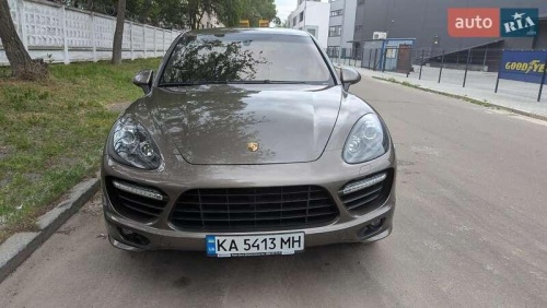 Porsche Cayenne 2012