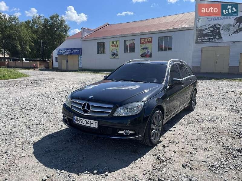 Mercedes-Benz C-Class 2009