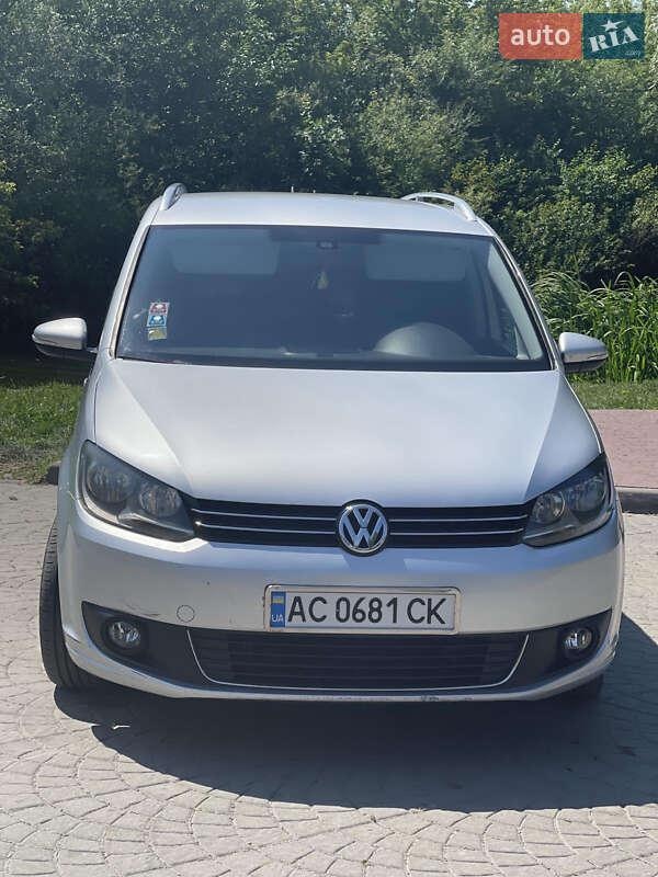 Volkswagen Touran 2012