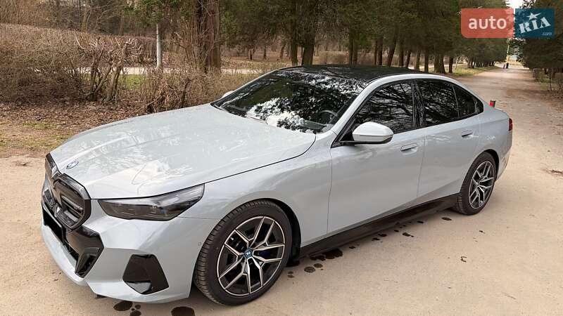BMW i5 2023