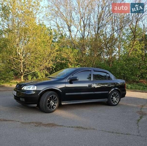 Opel Astra 2008