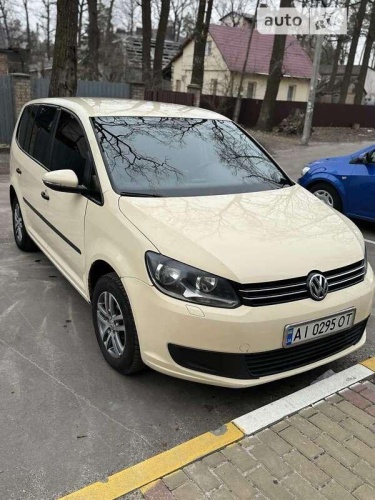 Volkswagen Touran 2014