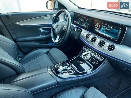 Mercedes-Benz E-Class 2016
