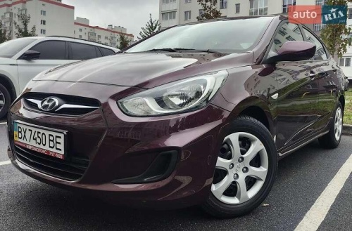 Hyundai Accent 2011