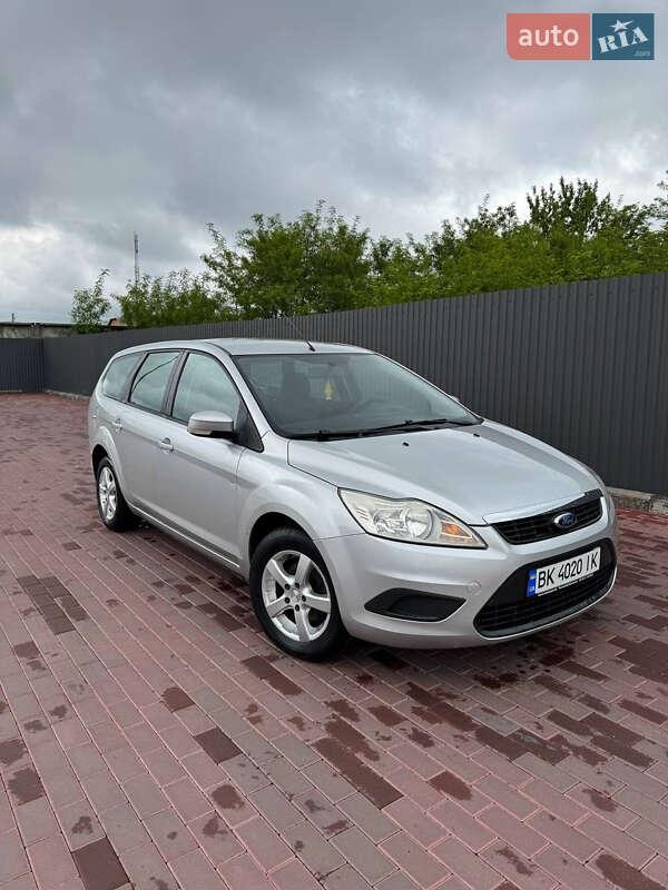 Ford Focus 2010