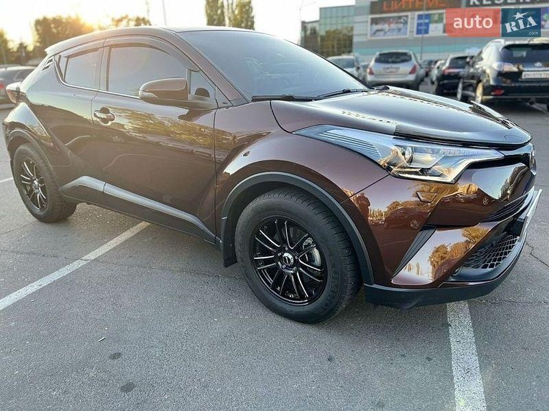 Toyota C-HR 2017
