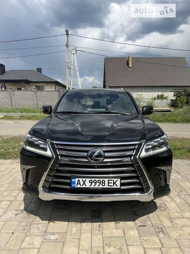 Lexus LX 2017