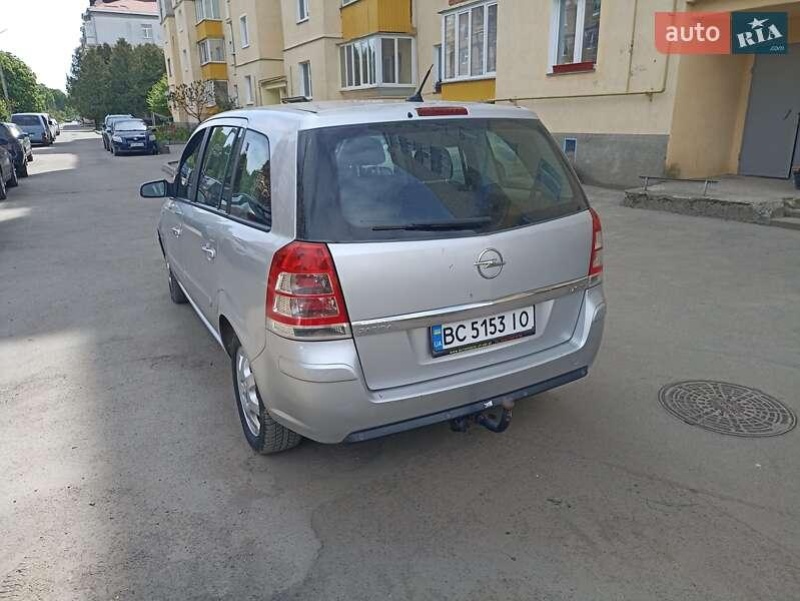 Opel Zafira 2008