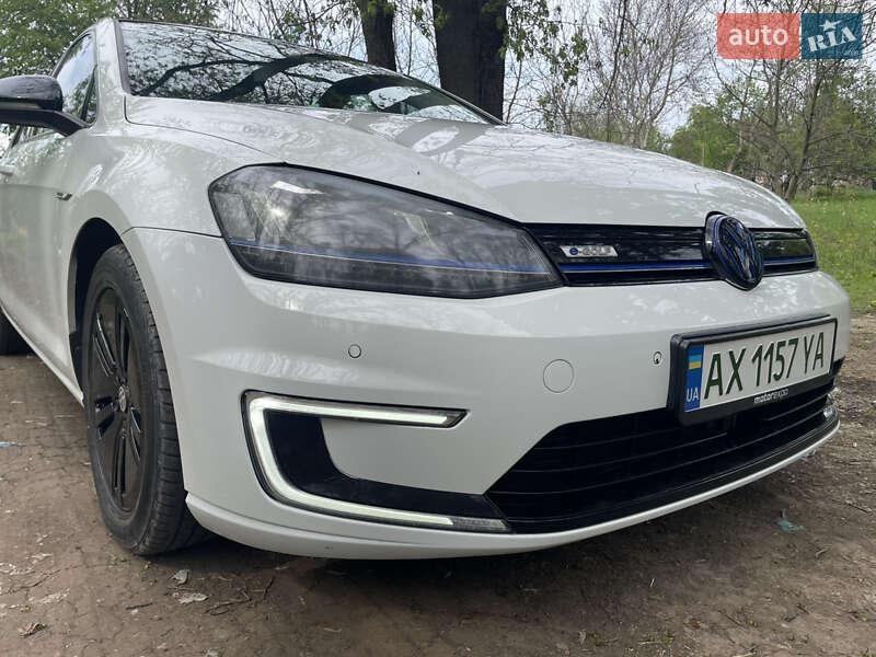 Volkswagen e-Golf 2014