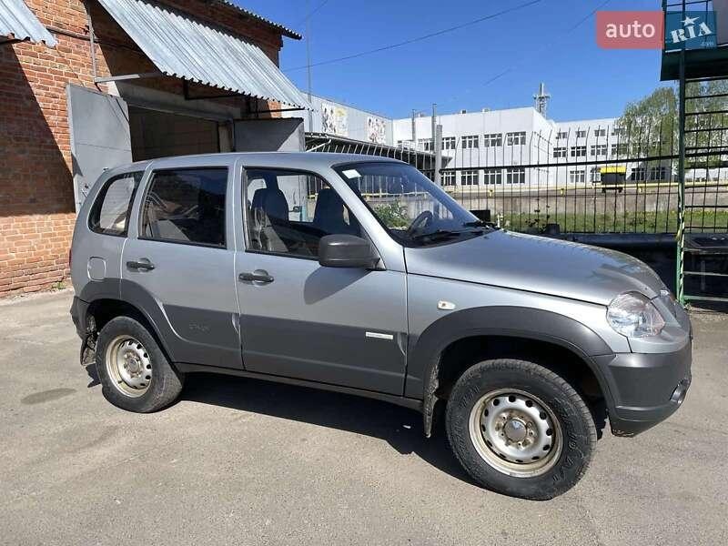 Chevrolet Niva 2014