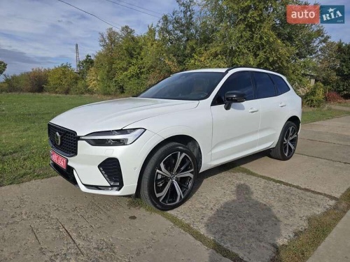 Volvo XC60 2023