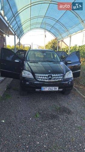 Mercedes-Benz M-Class 2007
