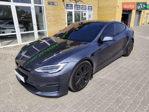 Tesla Model S 2022