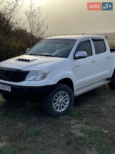 Toyota Hilux 2013