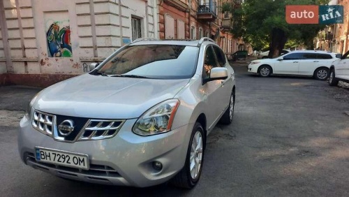 Nissan Rogue 2011