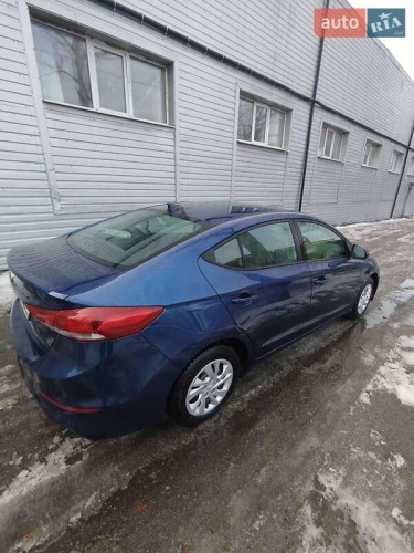 Hyundai Elantra 2016