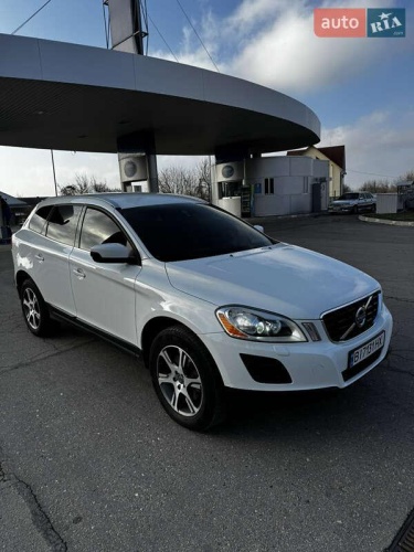 Volvo XC60 2011