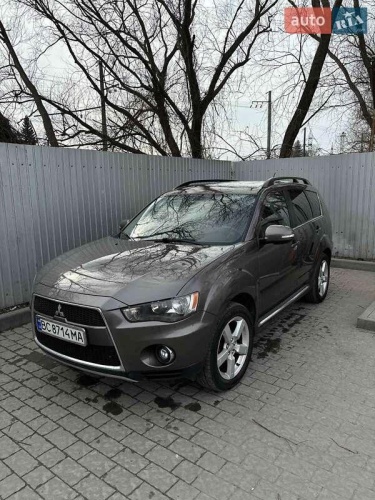 Mitsubishi Outlander 2010