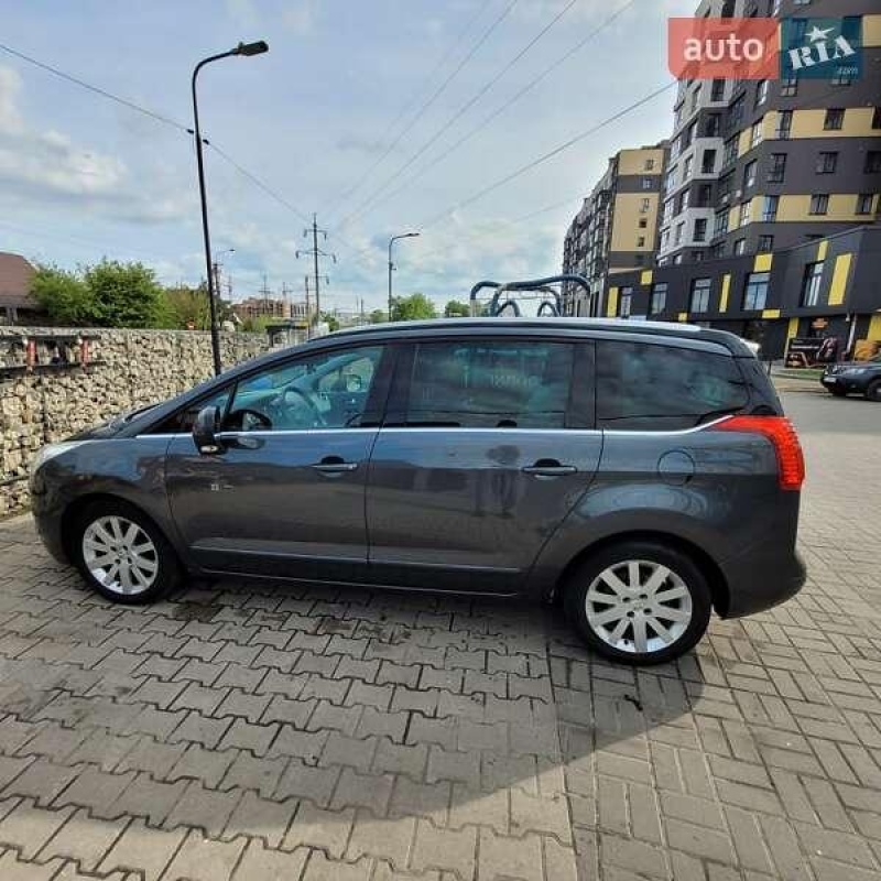 Peugeot 5008 2010