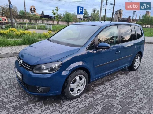 Volkswagen Touran 2011