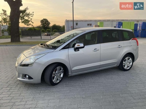 Peugeot 5008 2010