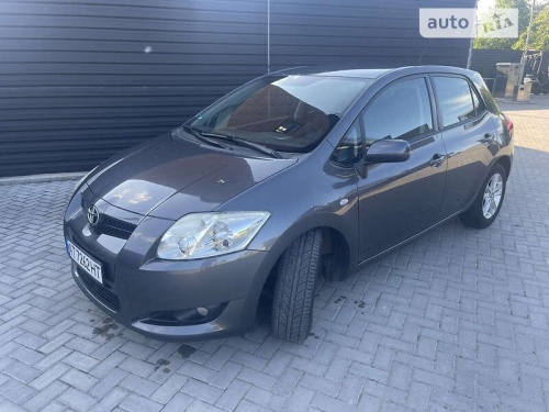 Toyota Auris 2009